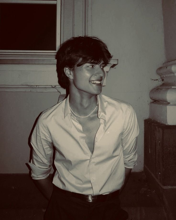 Black and White PFP Aesthetic Boy