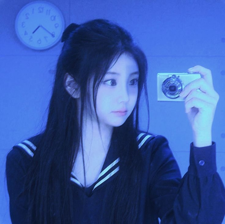 Blue Kpop PFP