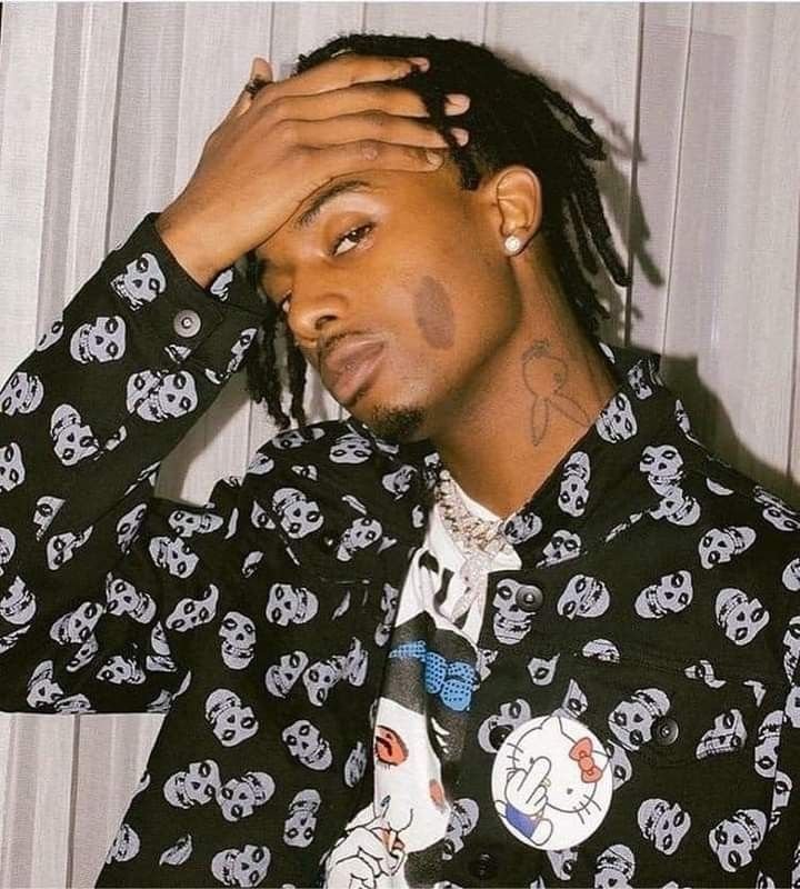Carti PFP Pinterest