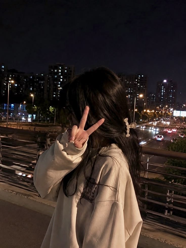 Chill Aesthetic Girl PFP