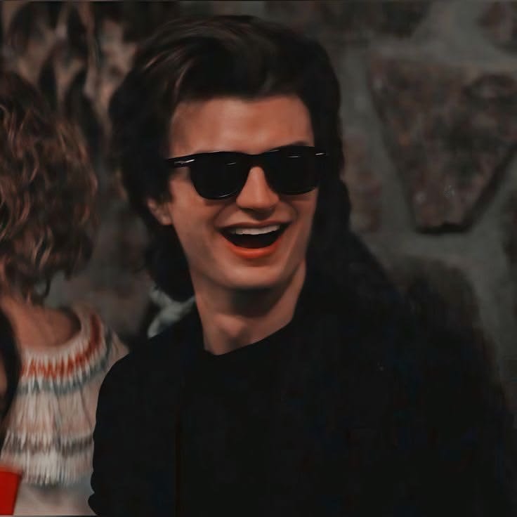 Cool Stranger Things PFP