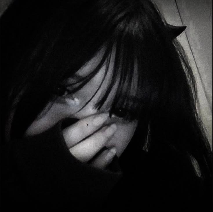 Dark Discord PFP Goth