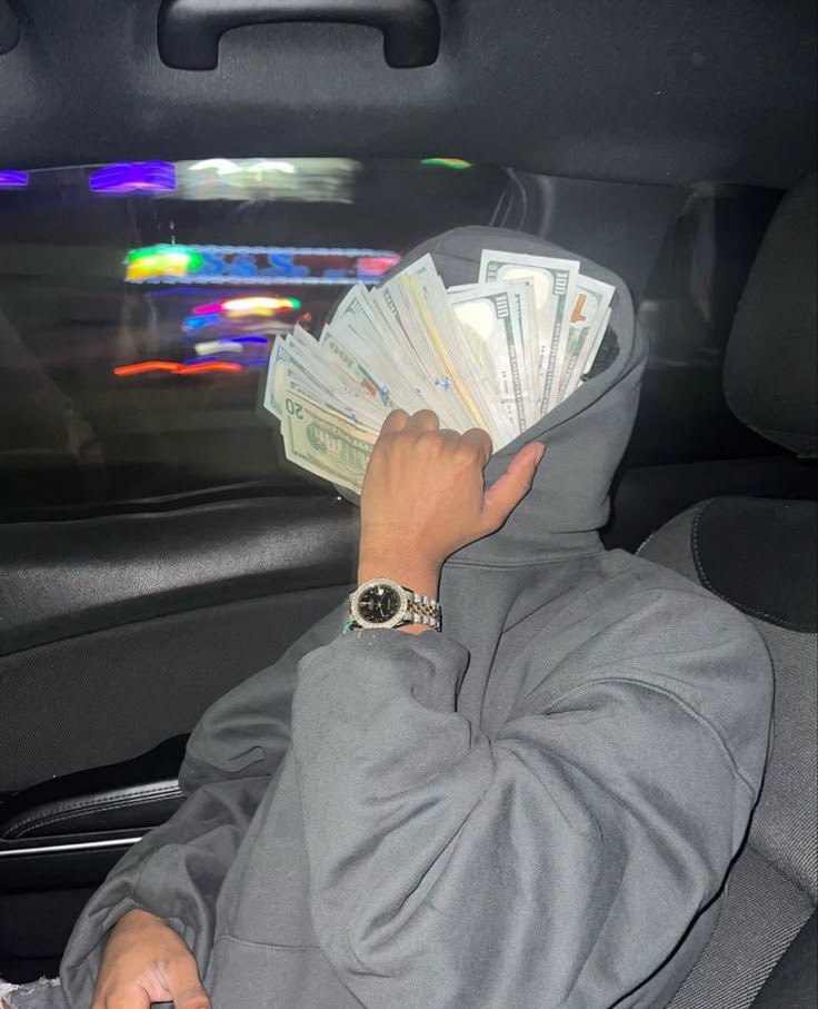 Flexing Money PFP