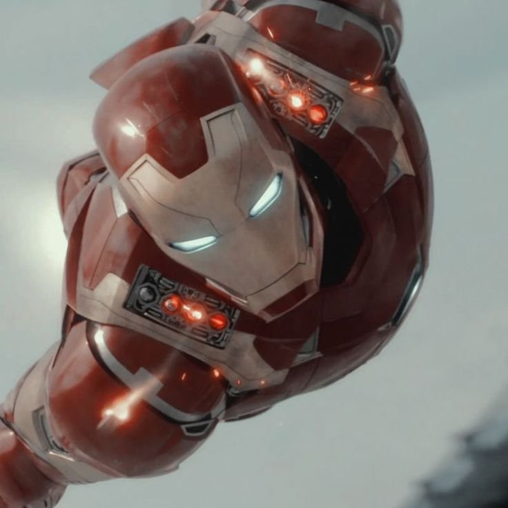 Iron Man PFP Avengers