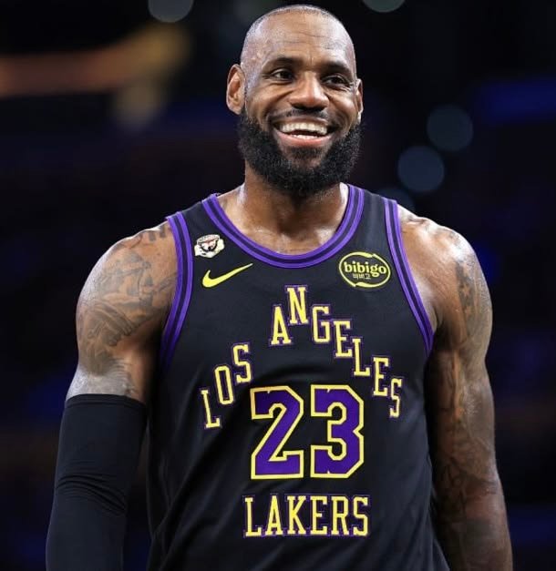 LeBron PFP HD