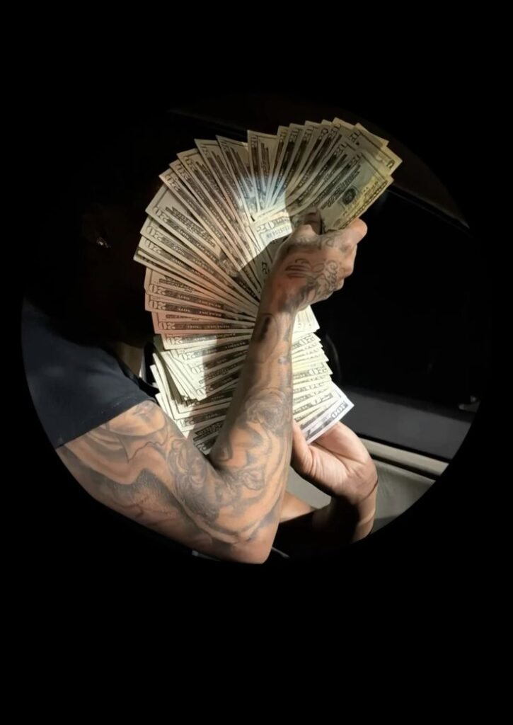Money PFP Pinterest