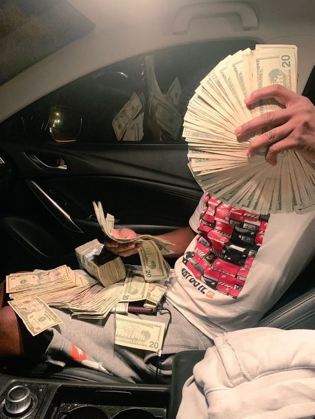 Money PFP Pinterest
