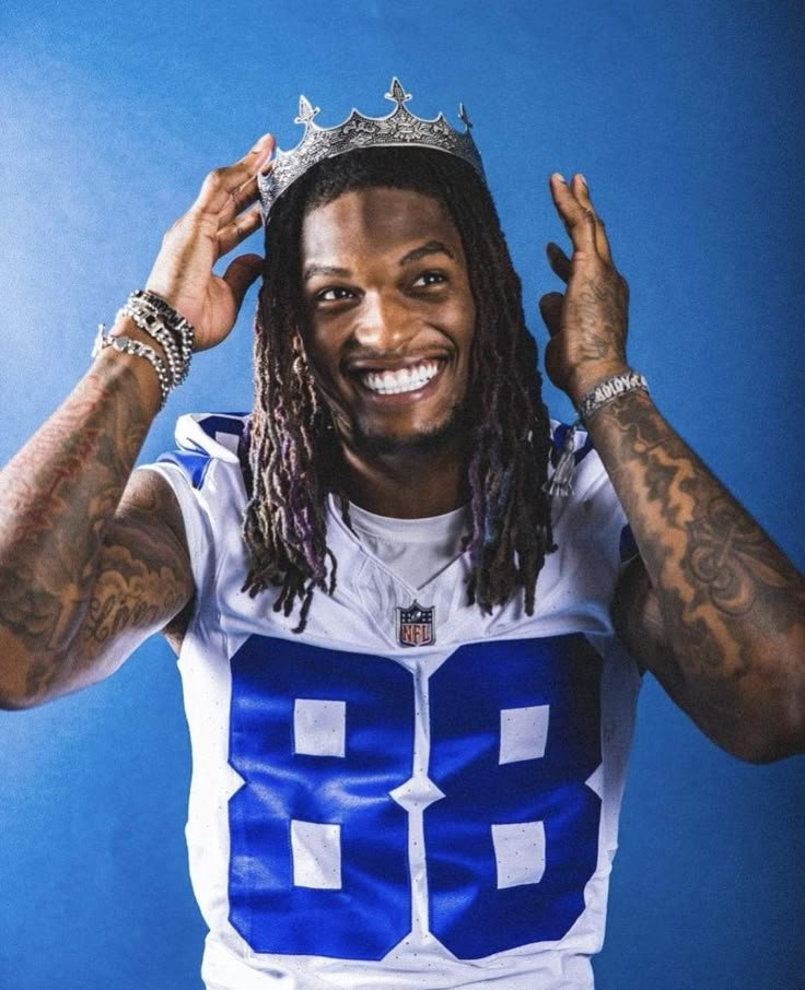 NFL PFP Cute
