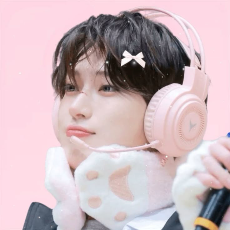 Pink Kpop PFP