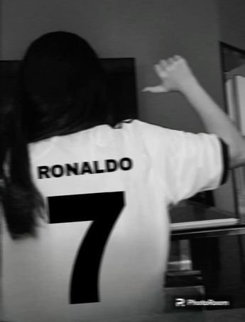 Soccer PFP Girl