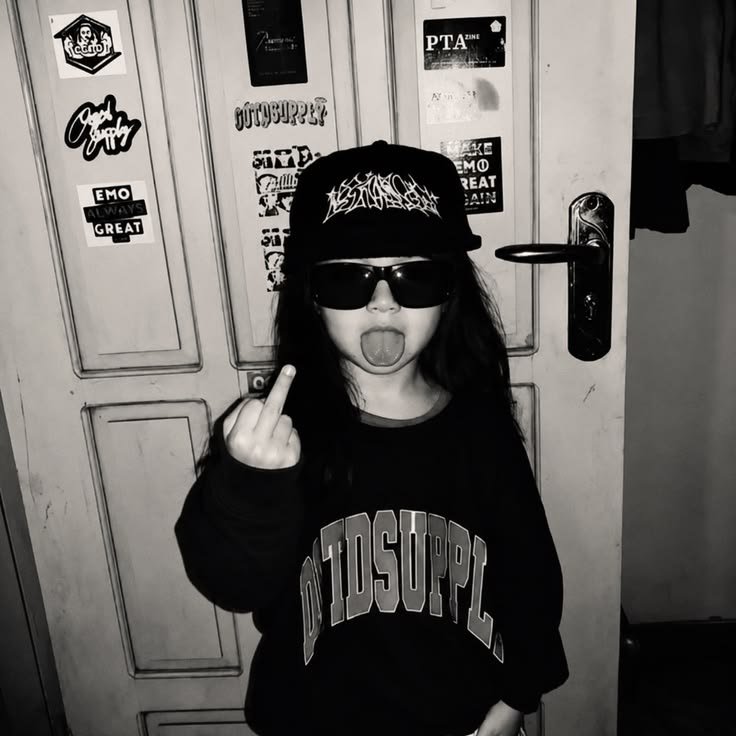 Tuff PFP Girl