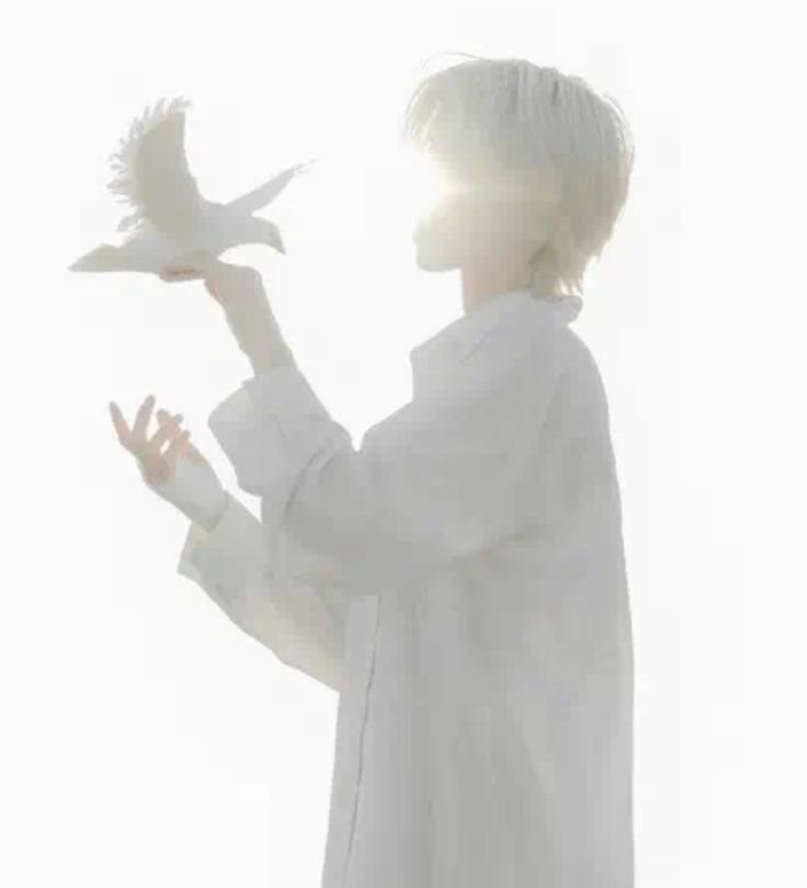 White Aesthetic PFP For Clean Profiles