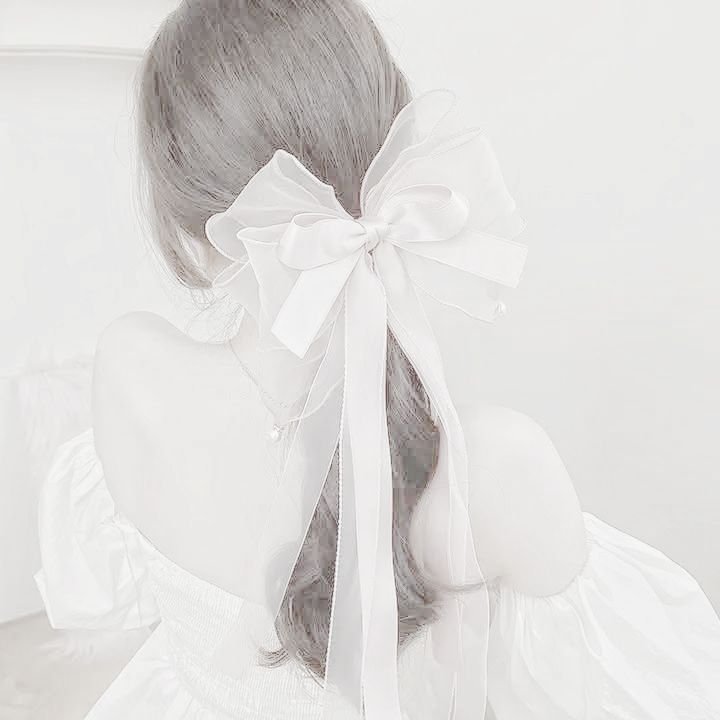 White PFP Aesthetic Pinterest